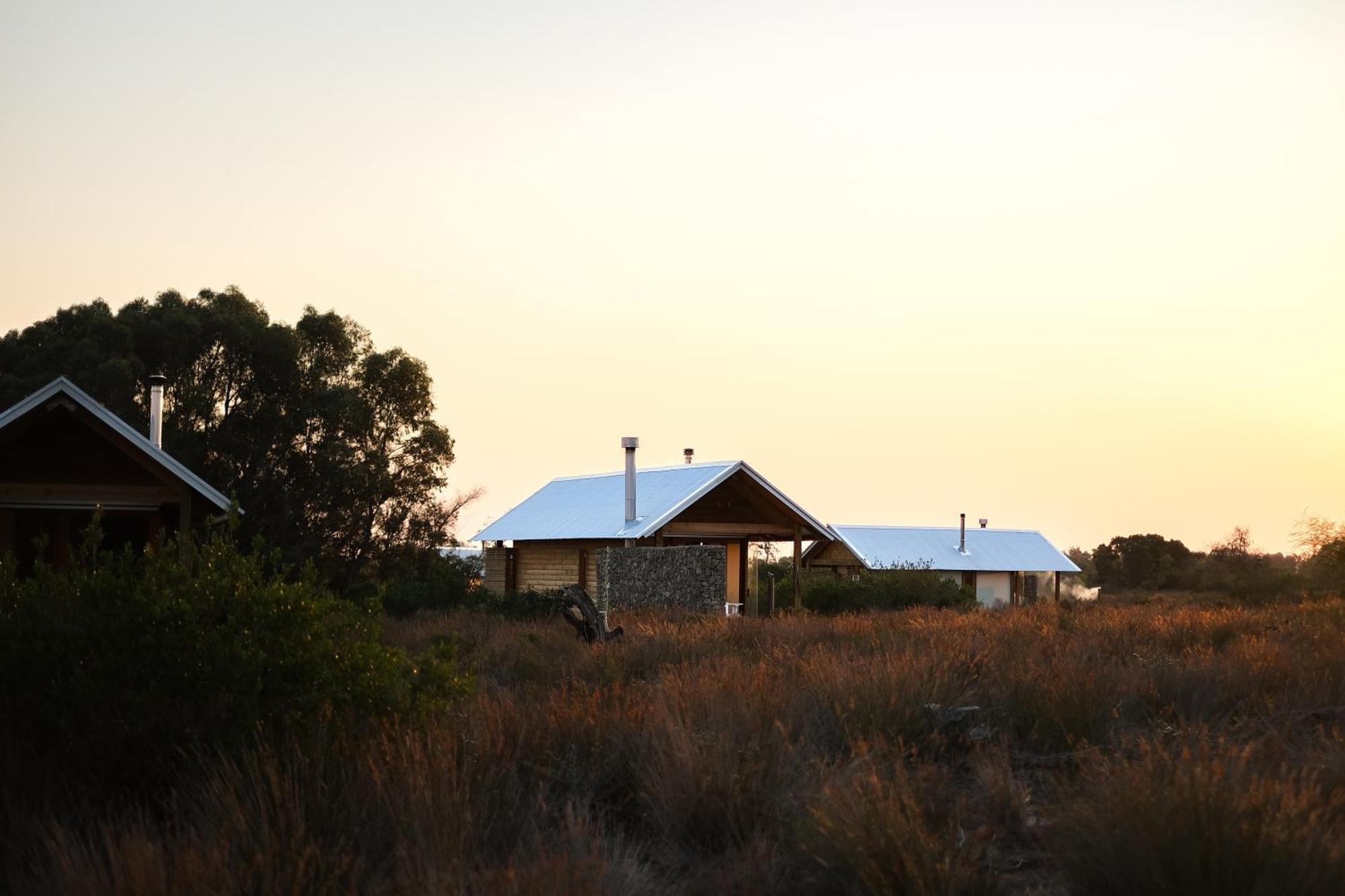 Bed and Breakfast !Khwa Ttu Swartwater Экстерьер фото